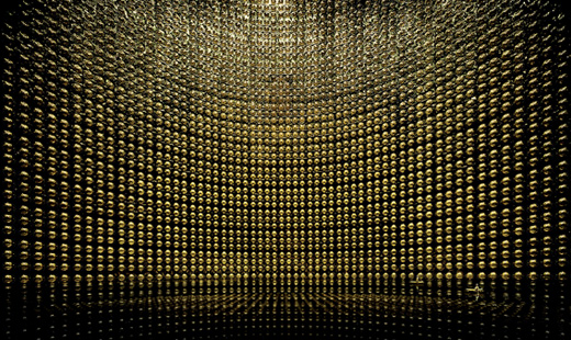 「カミオカンデ」2007年　タイプＣプリント　228.2×367.2×6.2cm　© ANDREAS GURSKY / JASPAR, 2013 Courtesy SPRÜTH MAGERS BERLIN LONDON