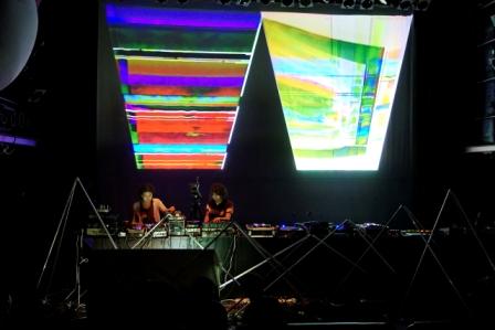 河合政之・浜崎亮太によるパフォーマンス(イメージ画像)