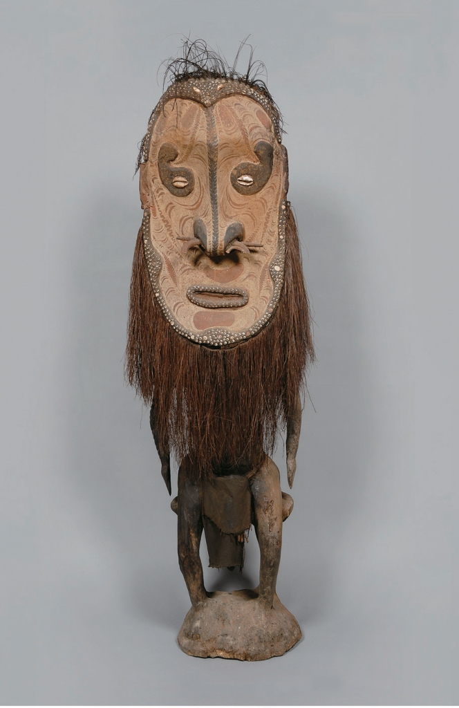 神像付きの椅子　民族：イアトムル　国名：パプアニューギニア　1988年収集