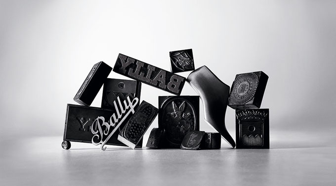 《「バリー160周年記念カタログ」表紙》 バリー、2011