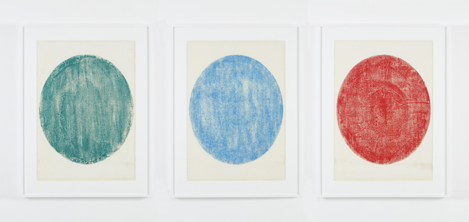 成田克彦「不明」1970　72.5x51.5cm　紙（鳥の子紙）、ポスターカラー（青、緑、赤、白）