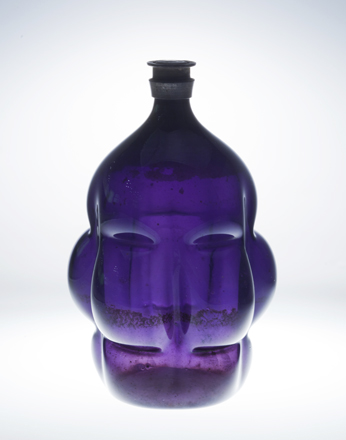 型吹き紫色割瓢形徳利　江戸時代（1772～1844） 瓶泥舎びいどろ・ぎやまん・ガラス美術館蔵 