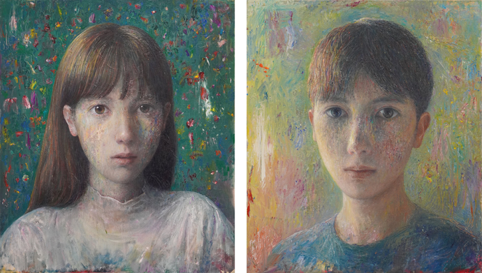 左：《portrait #4》　2022年　53.0×45.5cm 右：《portrait #7》　2022年　53.0×45.5cm