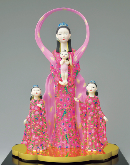 人間の意識を自由に展開させるロマンティシズムの世界ではなく、常識的で現実的なリアリズムの枠組の中で、平穏で平和な社会の実現を期待したいと思う。一歩一歩のあゆみを止めることなく、真剣な想いと願いを込めて前進したい。