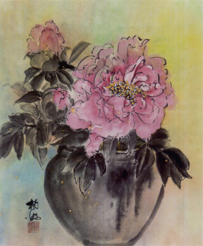 これまで何度も復興チャリティ展には応じ、東日本の皆様に一日も早く明るい明日に！と願ってまいりました。今回タイ赤十字からの要請を賜っての出展でした。王者の風格を誇る世界遺産日光東照宮。その客殿に足を運ばれる方、東日本の皆様に少しでもしあわせな気持ちになってほしい！！とそんな思いで大輪の花を咲かせました。