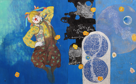 芸術と科学のあいだというテーマで、福岡伸一氏が生物学者の視点で日経新聞日曜文化面に文を掲載しているのが面白い。数学者の父の書斎で数式を美しいと感じた６歳の私が今、日本画の中に父の論文からの数式を描いた。未知との出合い。宇宙の深遠。